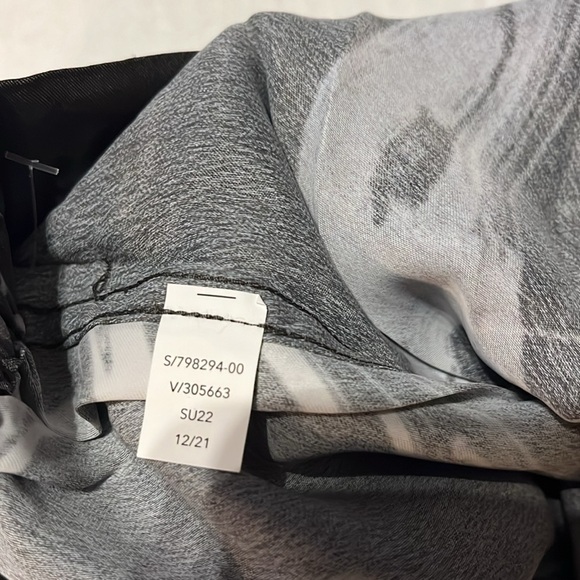 New-Athleta-M-black&white-cloud print-calm, cool, wide leg, lounge pajama pant. - Picture 9 of 14